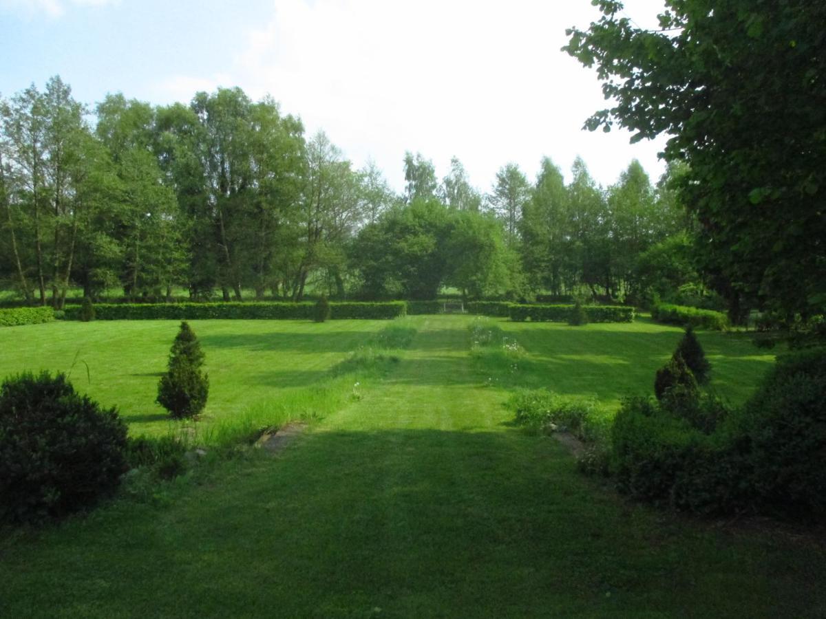 Gartenzimmer Im Schloss Neuhausen Neuhausen (Prignitz) Exterior foto
