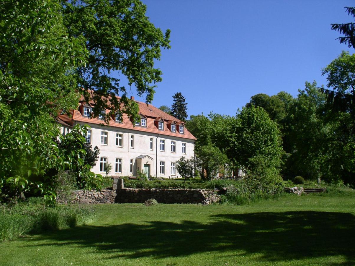 Gartenzimmer Im Schloss Neuhausen Neuhausen (Prignitz) Exterior foto